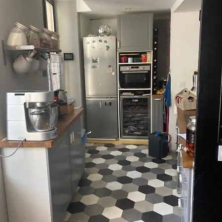 Appartamento Coup De Coeur Avec Terrasse A 3 Minutes Des Arenes Nîmes