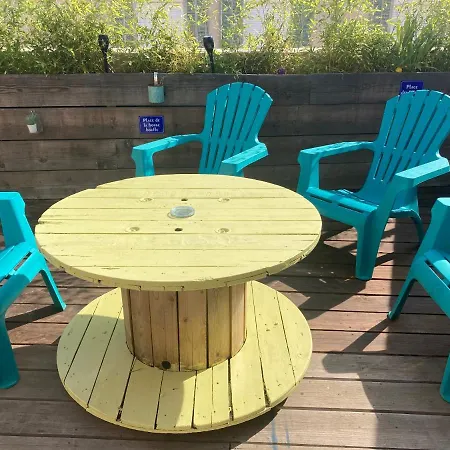 Coup De Coeur Avec Terrasse A 3 Minutes Des Arenes *